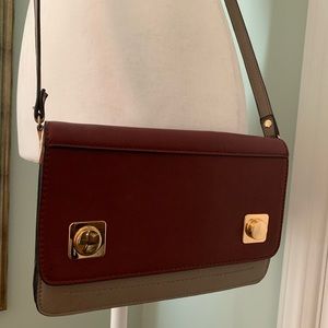 👜🐙Two Tone Premium Vegan Leather Crossbody